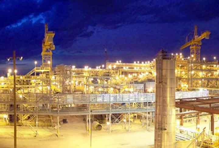 Polimetálica Peñasquito é a quinta maior mina de prata do mundo e a segunda maior do México. Está localizada no canto nordeste do estado de Zacatecas e é de propriedade integral da Newmont. 