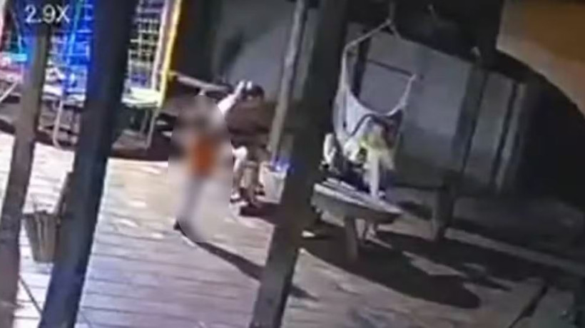 Mãe de 27 anos é morta pelo filho de dois anos após disparo acidental de arma de fogo