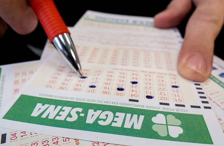 Em um primeiro momento, a Justiça inocentou Adriana Silva, a viúva de Reneé, mas em um novo julgamento, em 2018, a condenou a 20 anos de cadeia. Ela alegou inocência. 