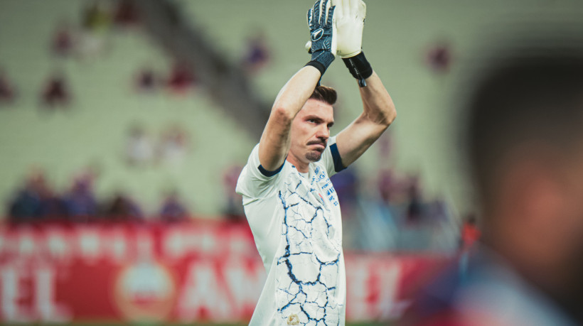 Goleiro João Ricardo foi destaque na vitória do Fortaleza diante do Sport. 