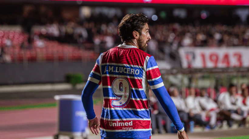 Atacante Lucero no jogo São Paulo x Fortaleza, no Morumbis, pelo Campeonato Brasileiro Série A 2025