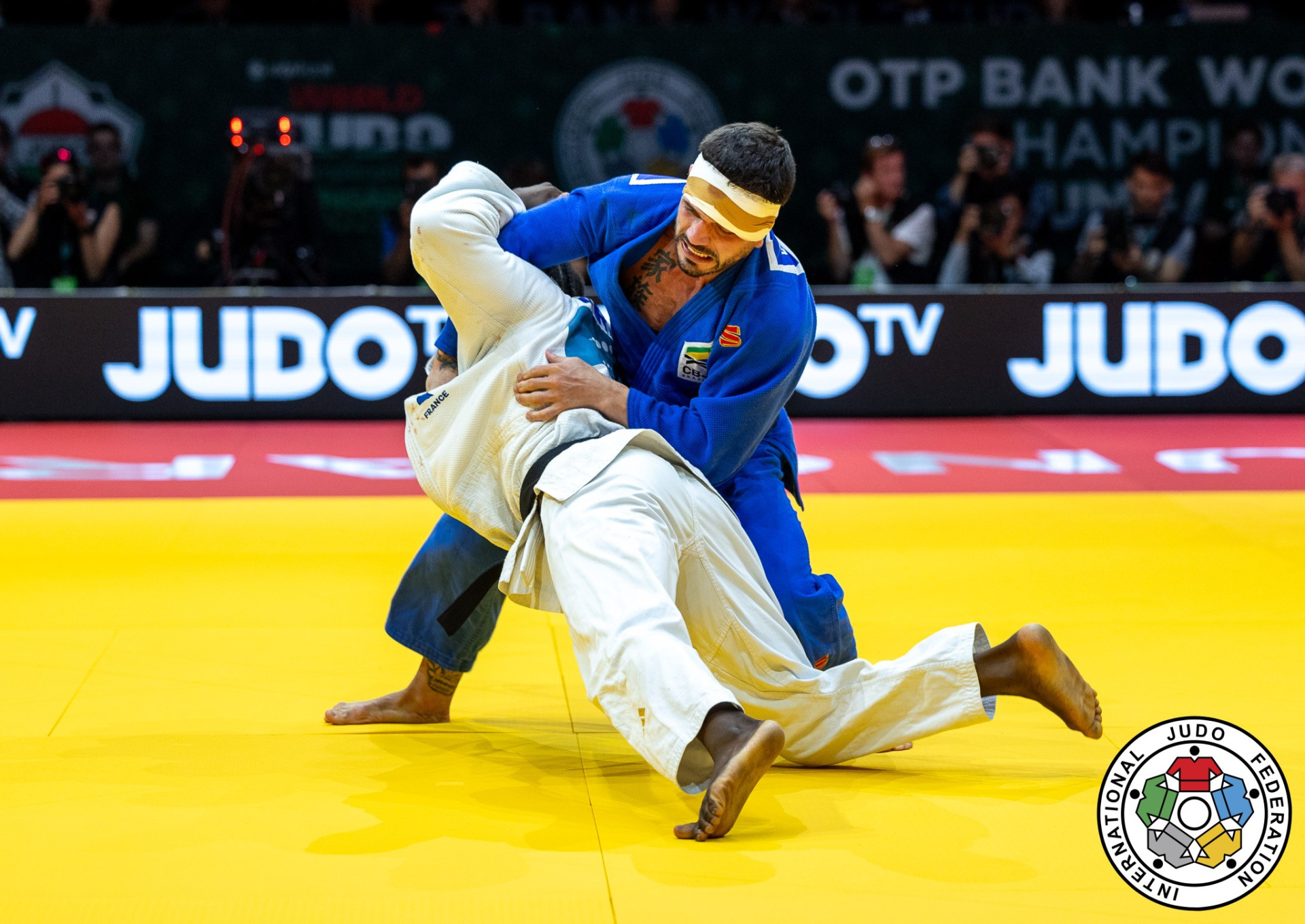 O judoca brasileiro conquistou cinco vitórias durante a competição (Foto: Sabau Gabriela/ijf)