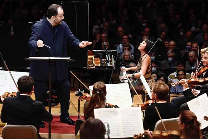 As apresentações trazem no repertório “Concerto para Piano e Orquestra nº 2”, do franco-polonês Frédéric Chopin, e “Concerto para Piano e Orquestra nº1”, do russo Piotr Ilich Tchaikovski. 
