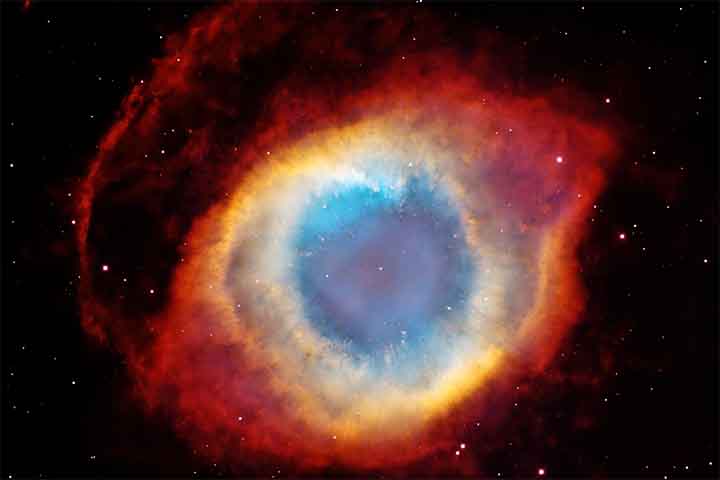 O COSMOS-Web superou o famoso Campo Ultraprofundo do Hubble tanto em escala quanto em profundidade.