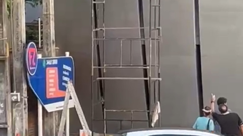 Homem encostou em andaime e foi vítima de choque elétrico 