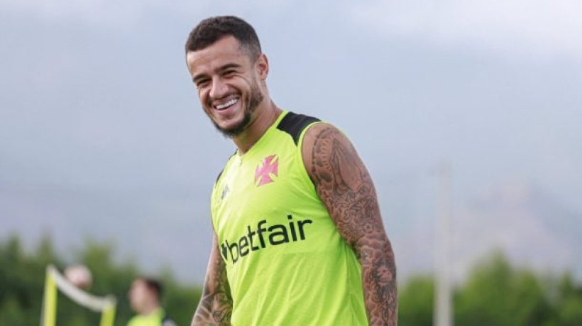 Conclusão das negociações pode ocorrer apenas quando encerrar o vínculo de empréstimo do clube inglês e o Cruz-Maltino pelo meio-campista