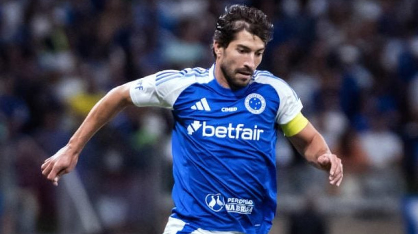 Jogador, de 32 anos, deve assinar novo vínculo após as férias