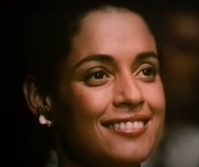 Com 10,7 milhões de espectadores, “Dona Flor e Seus Dois Maridos” foi a maior bilheteria da história do cinema brasileiro por 34 anos, até a estreia de “Tropa de Elite 2”. Pela performance, Sônia Braga foi indicada ao Bafta, o Oscar britânico. 
