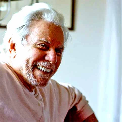 A última aparição de Reginaldo Faria até o momento em novelas foi em ‘Fuzuê”, de 2023, quando fez uma participação especial na pele do personagem Abilio Fontes. 

