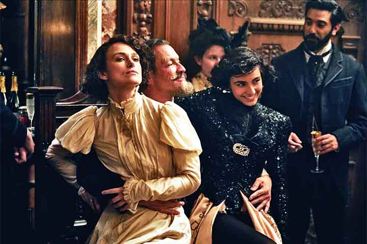 Nos anos seguintes, ela continuou em papéis desafiadores. Em Colette (2018), interpretou a escritora francesa Sidonie-Gabrielle Colette, que lutou pelo reconhecimento de suas obras em um ambiente dominado por homens. O filme foi aclamado por seu retrato de uma mulher à frente de seu tempo.