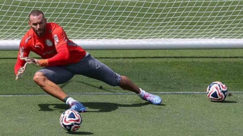 Goleiro apontou que faltou um detalhe para a vitória vir na estreia e destacou qualidades do time egípcio 
