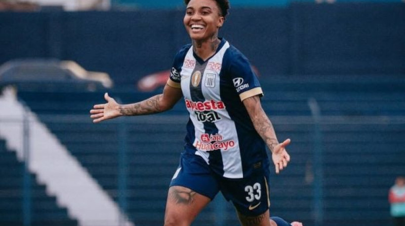 Avante brasileira está em sua primeira temporada defendendo o Alianza Lima