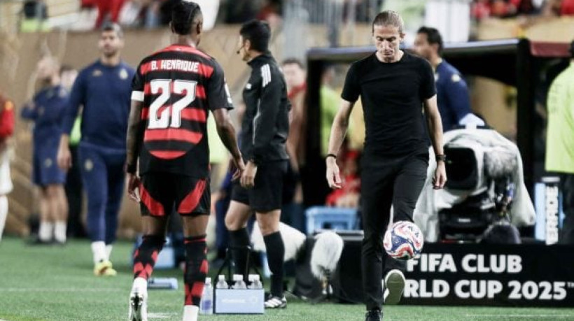 Atacante evita responder sobre acusação por fraude esportiva e estelionato e diz que o foco é na disputa do Mundial de Clubes