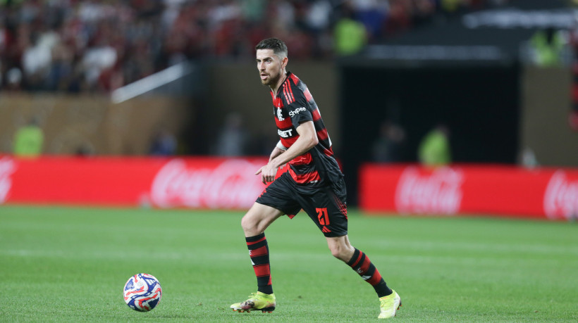 Volante Jorginho, do Flamengo, &eacute; um dos jogadores que se recupera de les&atilde;o durante pausa da Data Fifa