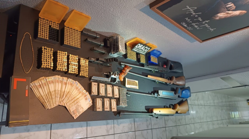 Foram apreendiso drogas, armamentos e equipamentos de provedores de internet 