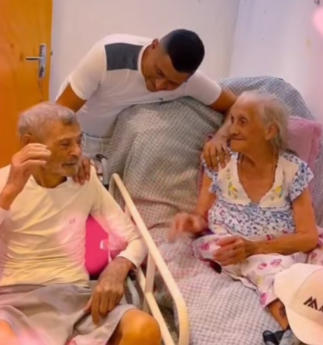 A família é bem grande: além dos filhos, eles têm 55 netos, 60 bisnetos e 14 tataranetos. Na foto, um dos netos, que aparece no vídeo de divulgação da LongeviQuest. 