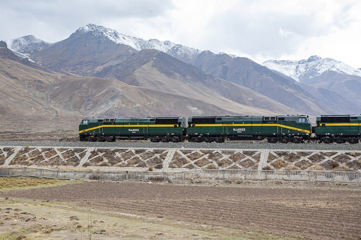 Apesar da altura impressionante, a ferrovia argentina não é a mais alta do mundo. Esse título pertence à Qinghai–Tibet Railway, na China, que chega a 5.072 metros no ponto mais alto.