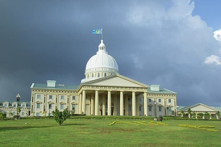 PALAU  (Oceania) - População: 18 mil - Capital: Ngerulmud 