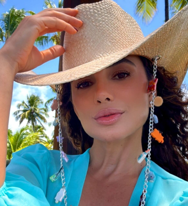 E, de acordo com a entrevista da cantora à Contigo, foi isso que ocorreu: ela considera a separação um momento de encontro com ela mesma. 