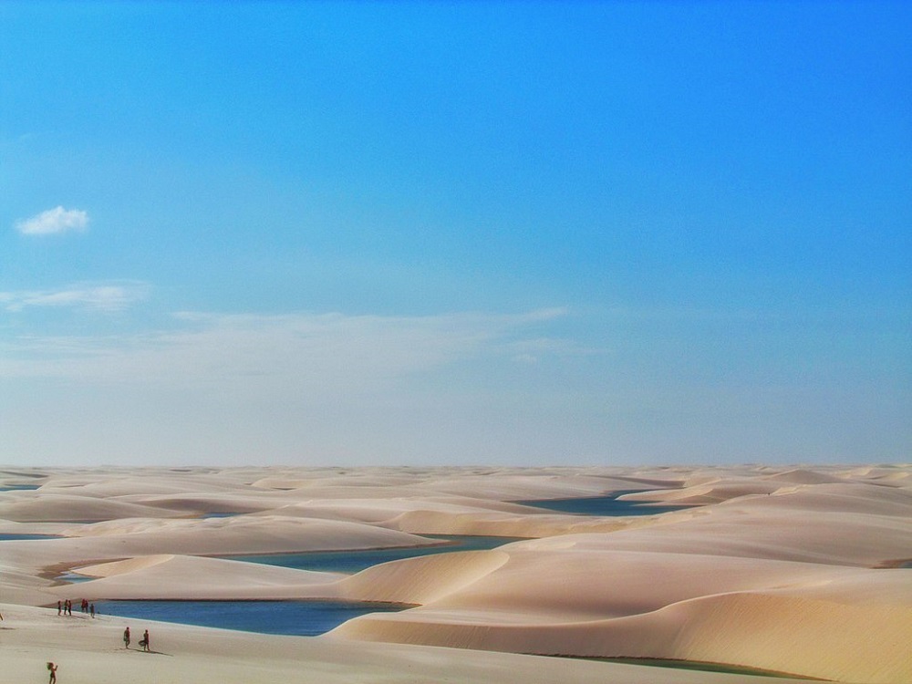 O curto trecho no qual o Thanos (Josh Brolin) obtém a joia da alma, no planeta Vormir, utilizou a bela paisagem dos Lençóis Maranhenses para a cena.