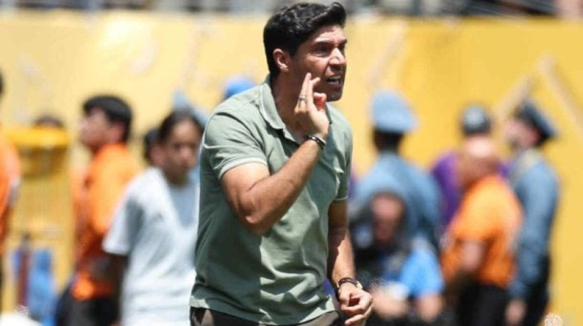 Português salienta dificuldades, como o calor e ansiedade dos jogadores, mas celebra triunfo sobre o Al Ahly, nesta quinta (19/6)