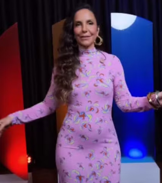 Em vídeo sobre a turnê compartilhado no Instagram, Ivete Sangalo samba ao som de “Clareou”, composição de Diogo Nogueira. “Vamos sambar minha gente”, diz a artista na peça. 
