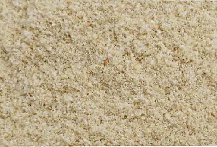 Farinha de Amaranto- Não possui glúten, sendo rica em proteína e fibra. A cada 250 gramas tem 112 calorias. É ideal para o preparo de bolos de chocolate, cookies ou pães escuros.