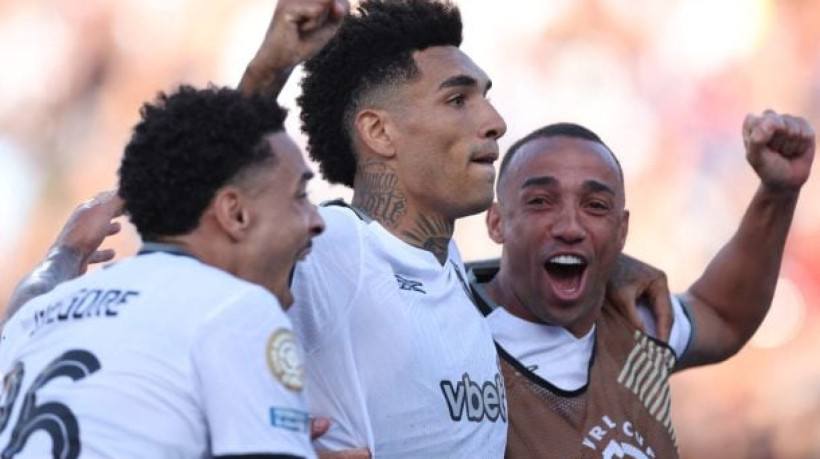 Alvinegro bate o Paris Saint-Germain por 1 a 0 no Mundial de Clubes e quebra tabu que durava desde 2012, com o título do Corinthians