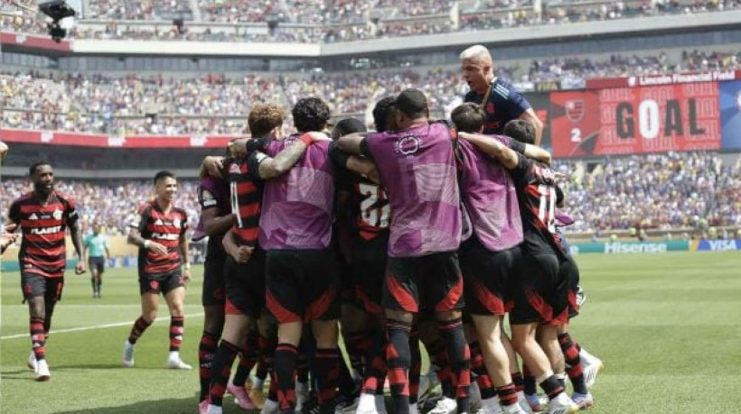 De virada, Rubro-Negro derrotou o time londrino por 3 a 1, nesta sexta-feira (20), pela segunda rodada do Mundial de Clubes