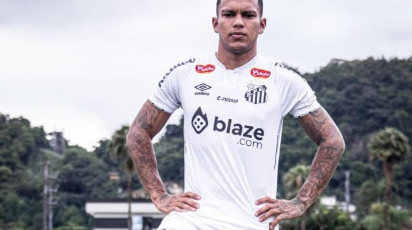 Jogador perdeu espaço após casos de indisciplina, foi mantido por Alexandre Mattos, mas Peixe decidiu não contar mais com o atleta em 2025