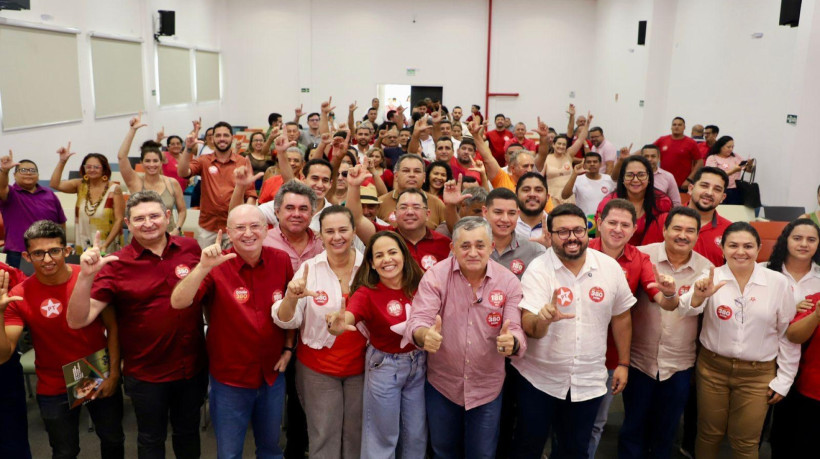 ￼GUIMARÃES reforça apoio a Conin na disputa pelo comando do PT Ceará