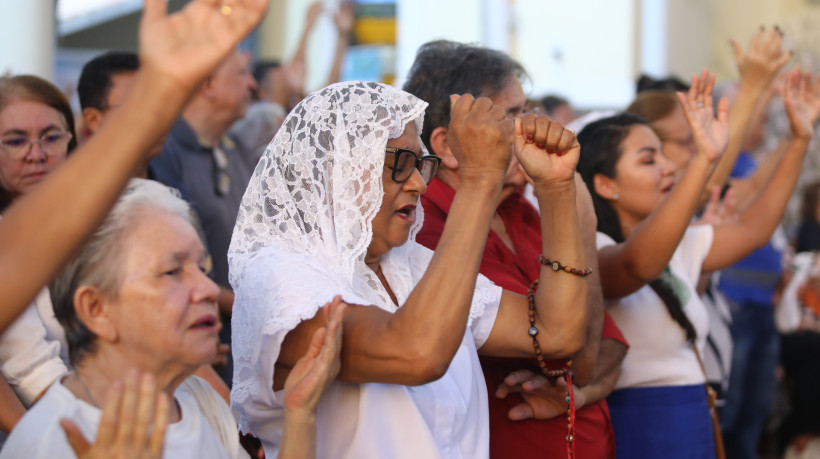 Celebra&ccedil;&atilde;o da Quarta-feira de Cinzas marca o in&iacute;cio da Quaresma e n&atilde;o &eacute; feriado no Brasil; saiba mais sobre a data