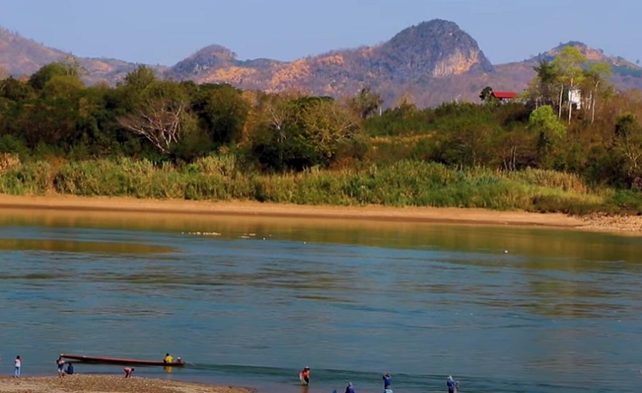 O Delta do Mekong, conhecido pelos vietnamitas como o Rio dos Nove Dragões, é uma região que já foi palco de muitas batalhas e eventos significativos.