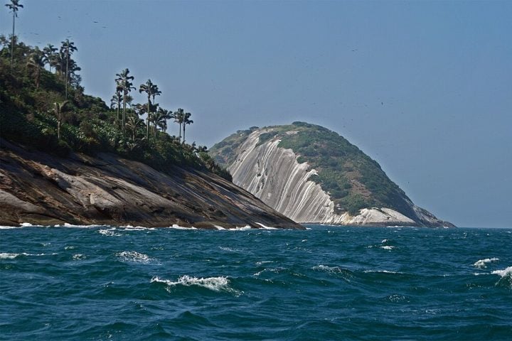 Além de seu valor ecológico, as Ilhas Cagarras possuem um grande apelo visual, formando parte do cenário natural da cidade do Rio de Janeiro.