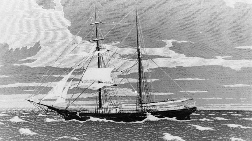  O Mary Celeste passou a ser considerado um navio fantasma, envolto em todo tipo de especulação sobre o motivo do abandono e o destino da tripulação. Falava-se em sismo submarino, trombas d'água, monstros marítimos e atividade paranormal para justificar o sumiço das pessoas que viajaram no navio. 