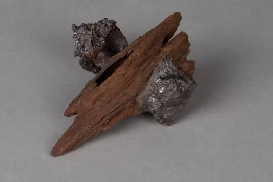 Em junho, arqueólogos da Universidade Norueguesa de Ciência e Tecnologia encontraram vestígios de um navio viking datado do século 8. Acredita-se que a embarcação tinha entre 39 e 46 pés (12 e 14 metros). 