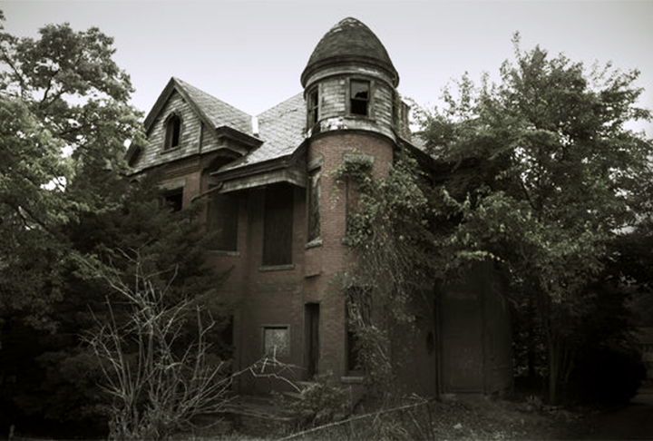 Mansão Bailey (EUA) - Inspirou a série American Horro Story. Foi palco de crimes brutais e histórias bizarras. E teria mortos vivendo ali até hoje. 