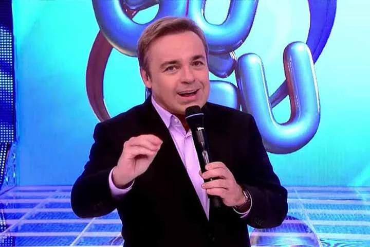 Em sua nova casa, Gugu teve um programa com seu nome, assim como comandou o reality Power Couple. Em 2019, porém, o artista sofreu um acidente em sua casa nos Estados Unidos e teve a morte cerebral confirmada dias depois.