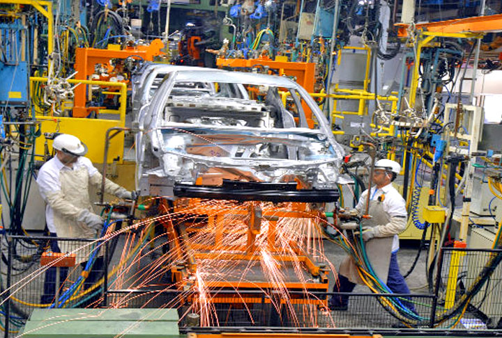 3º) Produtos da indústria de transformação (4,5%) – Valor investido: US$ 7,8 bilhões.