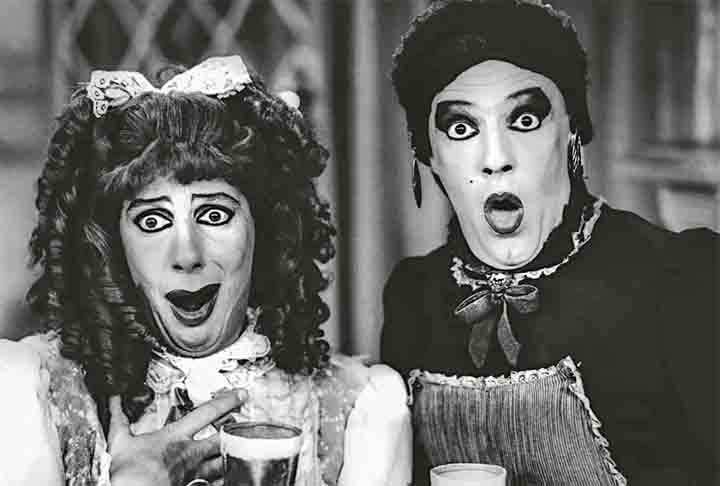 Ao lado de Marco Nanini, ficou 11 anos em cartaz com a peça O Mistério da Irma Vap, dirigida por Marília Pêra, que fez enorme sucesso pelo país.