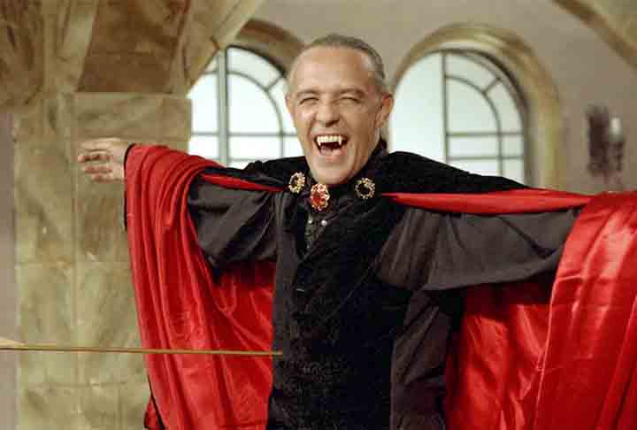 Em 1994, no SBT, para fazer o remake da novela Éramos Seis. Na sequência da carreira, encenou as seguintes peças, O Médico e o Monstro (1994), Don Juan (1995) e Quartett (1996). Além disso, em 1997, de volta à Globo, trabalhou na novela Zazá, como o vilão Silas Vadan. 