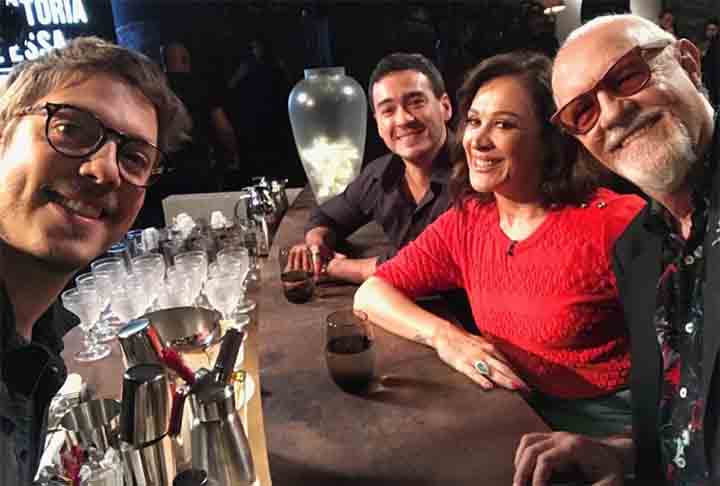 Ainda, por intermédio da atriz Lilian Lemmertz, foi contratado pela Record, trabalhando em cinco novelas, que foram O Tempo não Apaga e Quero Viver, ambas de 1972, Eu e a Moto, Vidas Marcadas e Venha Ver o Sol na Estrada, ambas de 1973.