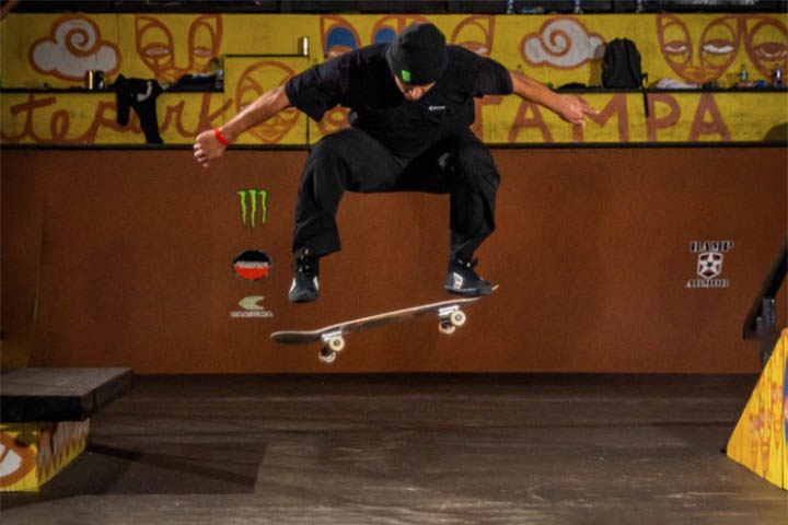 Reunimos histórias inspiradoras de pessoas que encontraram no skate um propósito. Jovens que escaparam da violência, atletas que desafiaram preconceitos e comunidades que se uniram em torno das quatro rodinhas para construir um futuro diferente.