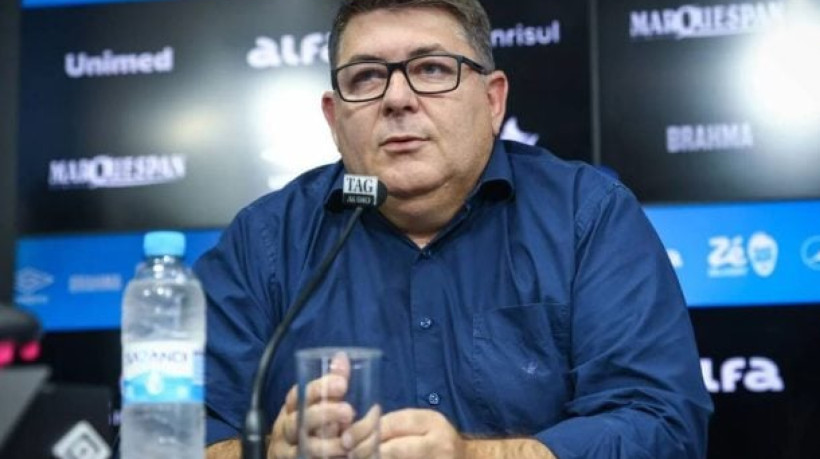 Alexandre Rossato também comenta sobre negociação do Tricolor com o zagueiro Adryelson, ex-Botafogo, e o volante Caíque, do Juventude