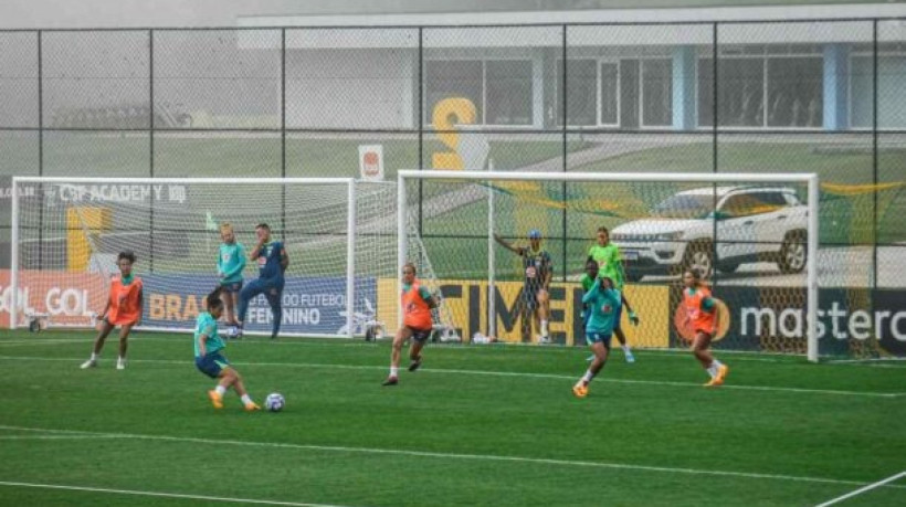 Sete atletas foram chamadas para integrar o grupo e, assim, ampliar o elenco para 30 nomes 