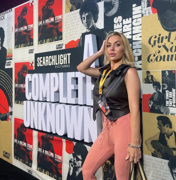 Além de atriz, Clare McCann é diretora, roteirista e produtora, reconhecida por trabalhos tanto no cinema, quanto na televisão e no teatro.