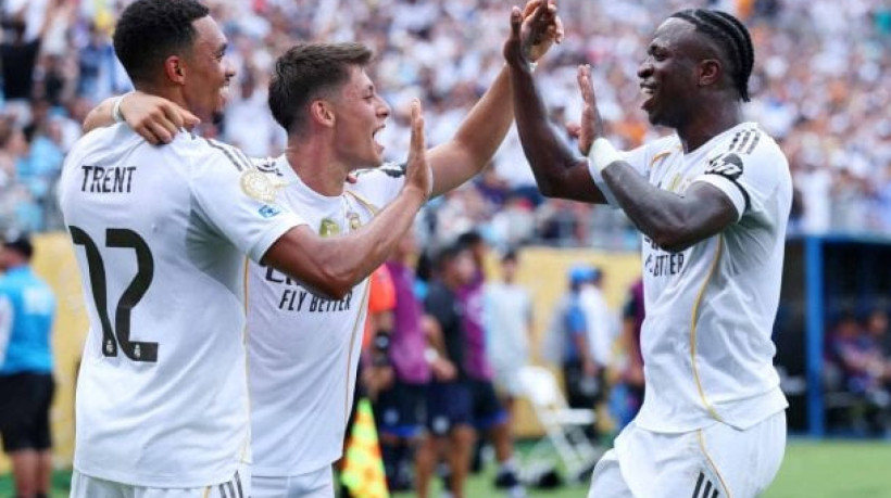 Arda Guller, Bellingham e Valverde marcam os gols da vitória do time merengue, que teve Asencio expulso logo aos seis minutos