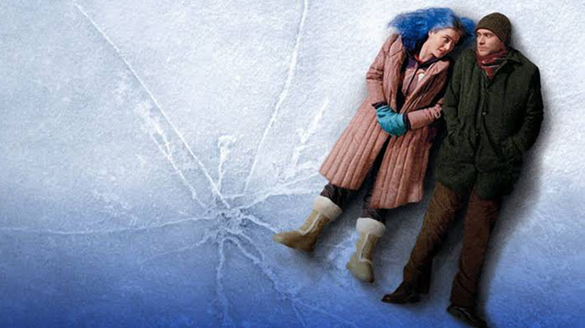 Na trama, Joel descobre que sua ex-namorada Clementine, interpretada por Kate Winslet, o deletou da sua mente após um procedimento. Então, ele resolve fazer o mesmo. O filme aborda o processo de exclusão das lembranças de dentro da mente.