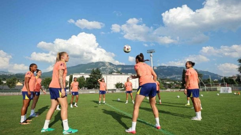 Brasil joga nesta sexta-feira (27), no Stade des Alpes, em Grenoble