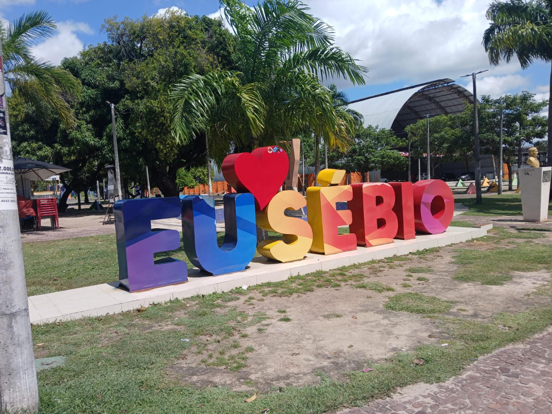 Eus&eacute;bio completa seu 38&ordm; anivers&aacute;rio